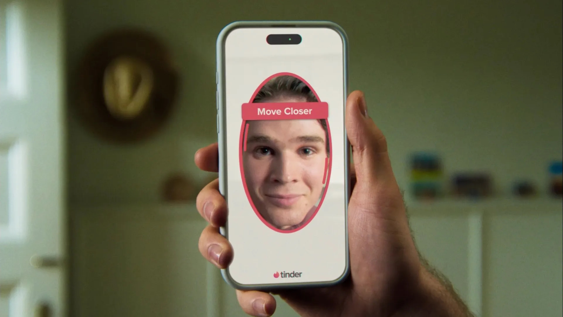 Tinder’s Face Check Security Scan Comes to the US