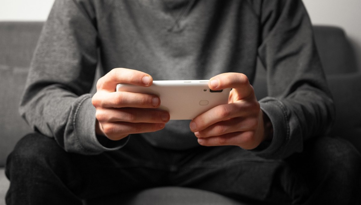 Dating Apps Help Expand Access to At-Home HIV Testing