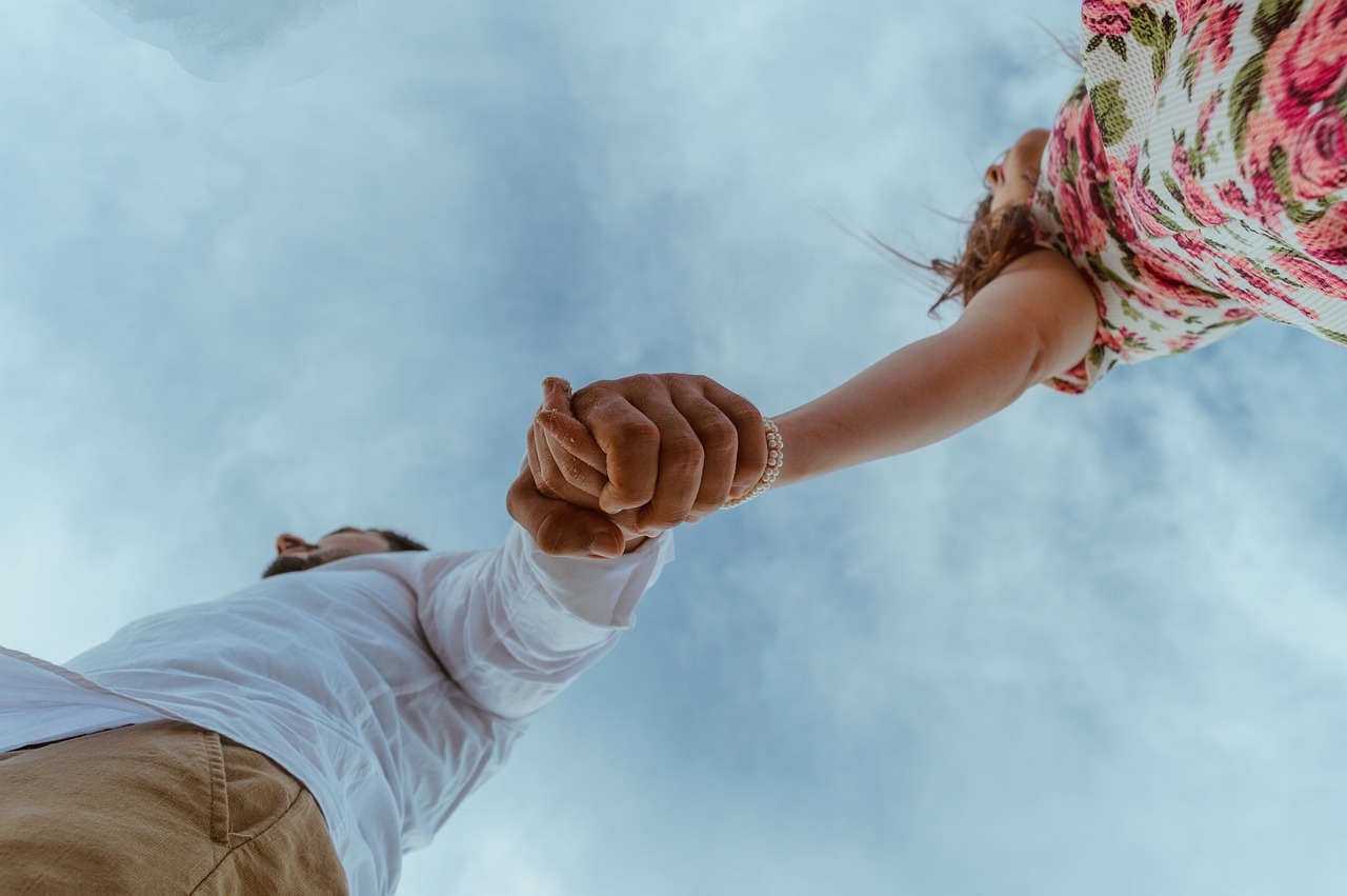 How Dating Apps Are Changing In The Wake Of Swiping Fatigue And New Startups Emerging