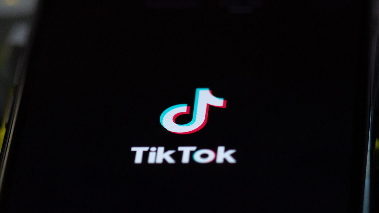 TikTok Unveils 2025 Marketing Calendar to Aid Seasonal Campaigns