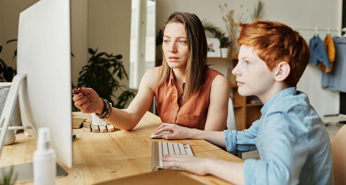 UK Parents WhatsApp Group Grows Into Campaign For Children’s Online Safety