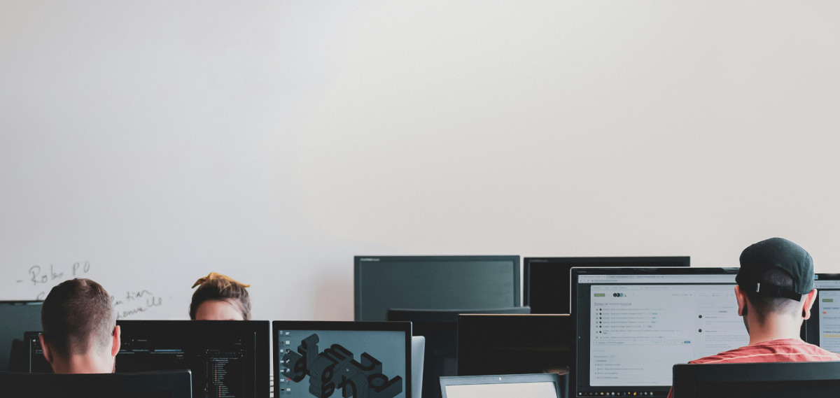 12 New Job Vacancies in the Online Dating Industry